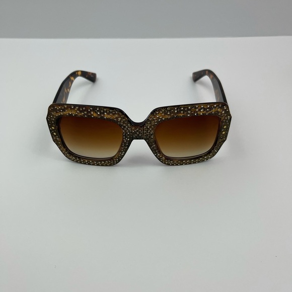 Luxury Leopard Print Sunglasses - Picture 4 of 6
